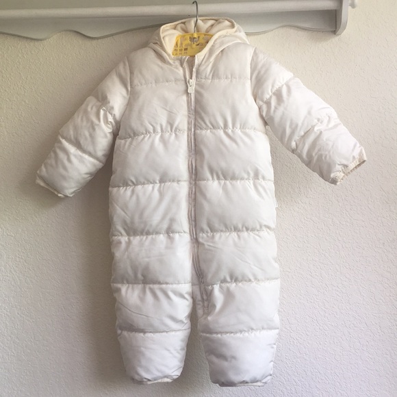 GAP Other - Baby bunting fleece lined like new GAP 6-12 mos